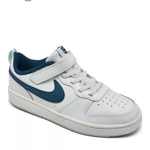 Nike Kids Court borough low White and Blue Sneakers